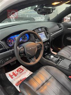 کرایسلەر 300